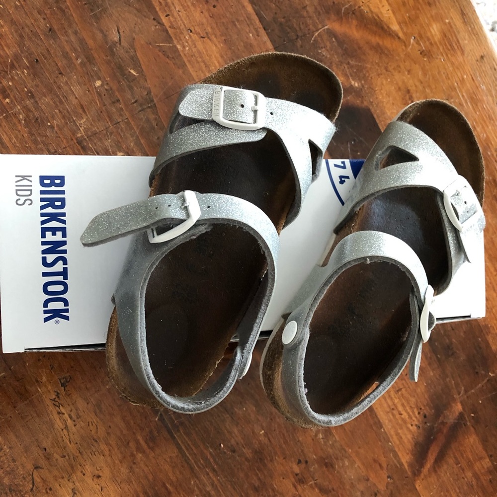 Birkenstock KIDS: silver sandals